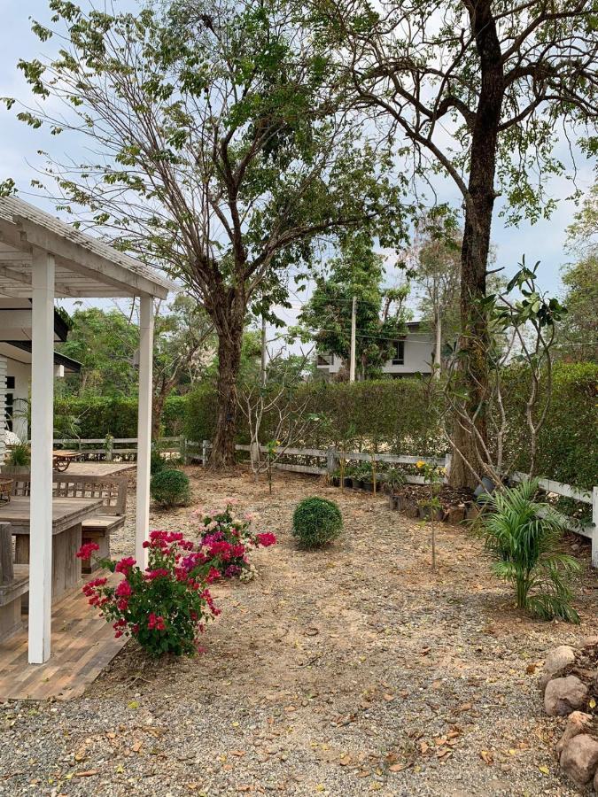 Coombs Cottage, Khaoyai, Mu Si Ban Rai Khlong Sai Экстерьер фото